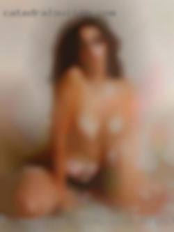 Cuddling chubby is a definite swingers turn on in Belfast.