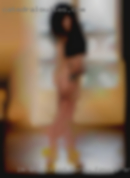 I'm short,kind horny female and funny.