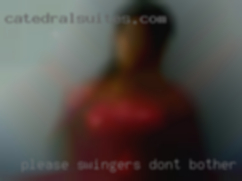Please swingers don't bother messaging threesome me.