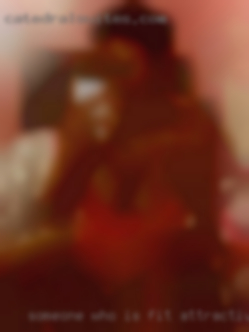 Someone who is fit attractive horny and women sane in Ardmore Oklahoma.