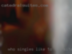 Who singles like to try site new things?