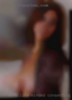 With like minded consenting swingers adults in Neosho MO.